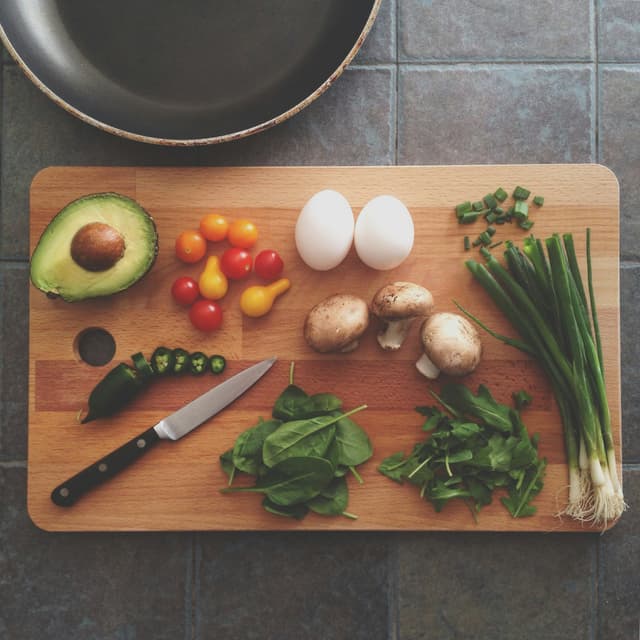 004 | Meal Planning: Budget-friendly and Use what you have Cover Image from unsplash